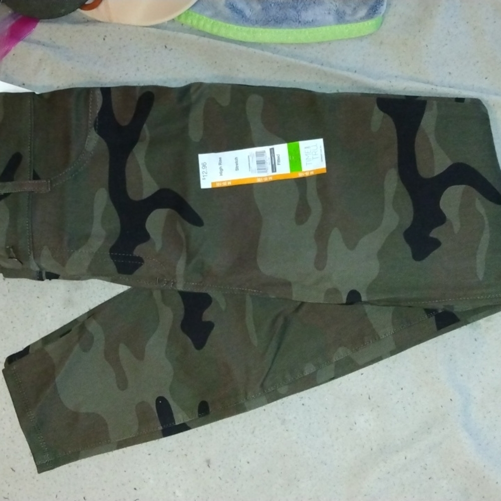 Time&Tru skinny camo leggings